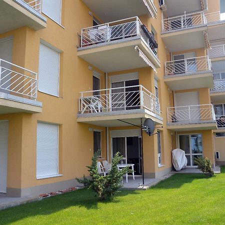 Apartment In Siofok/Balaton 19671 Exterior photo
